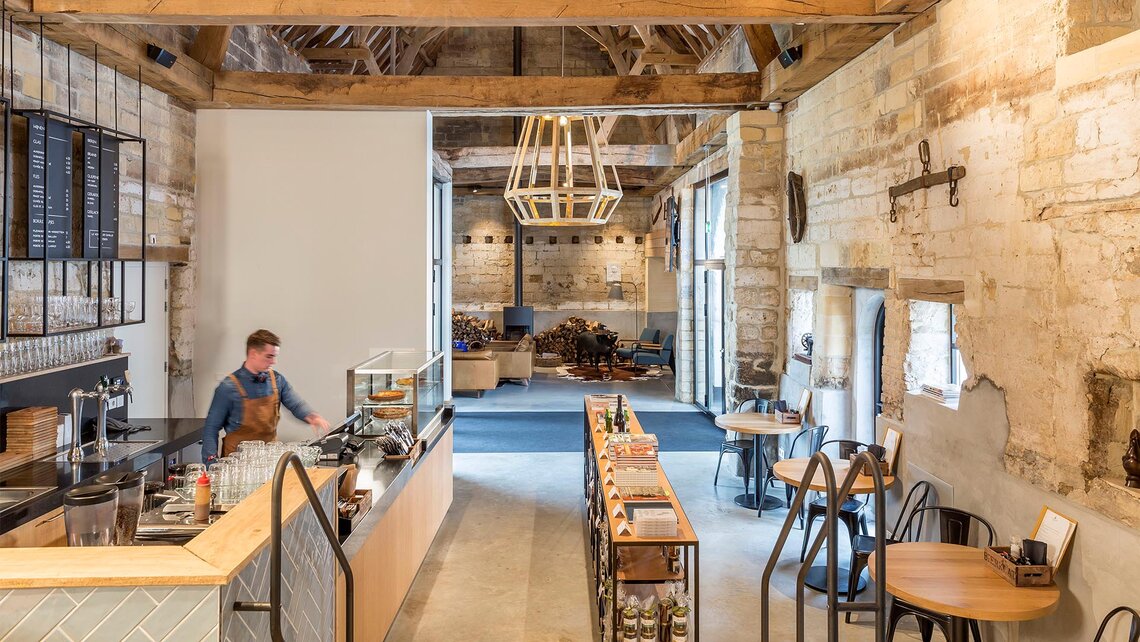 Schlosshof St. Gerlach