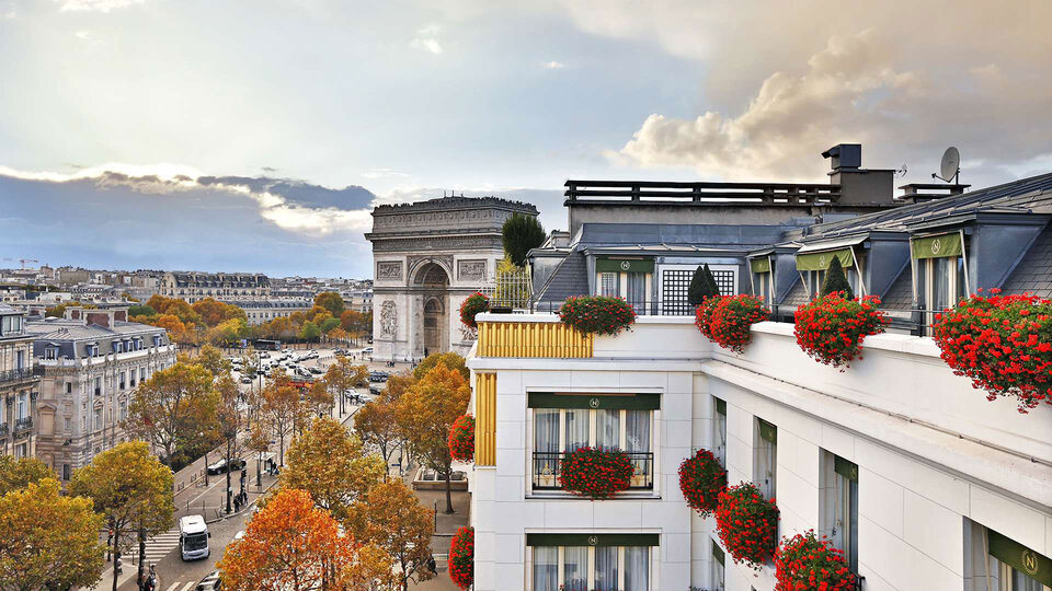 Hotel Napoleon Paris Teaser