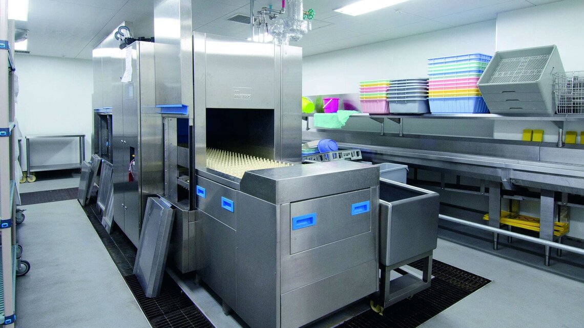 flight type dishwasher M-iQ