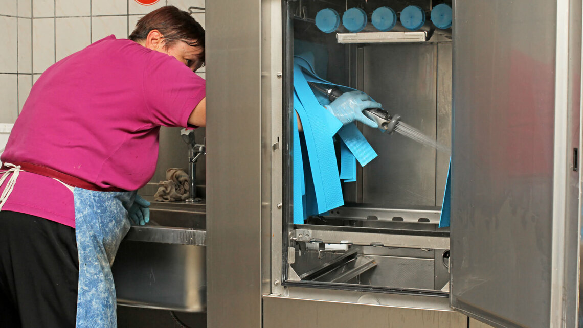 UPster rack type warewasher