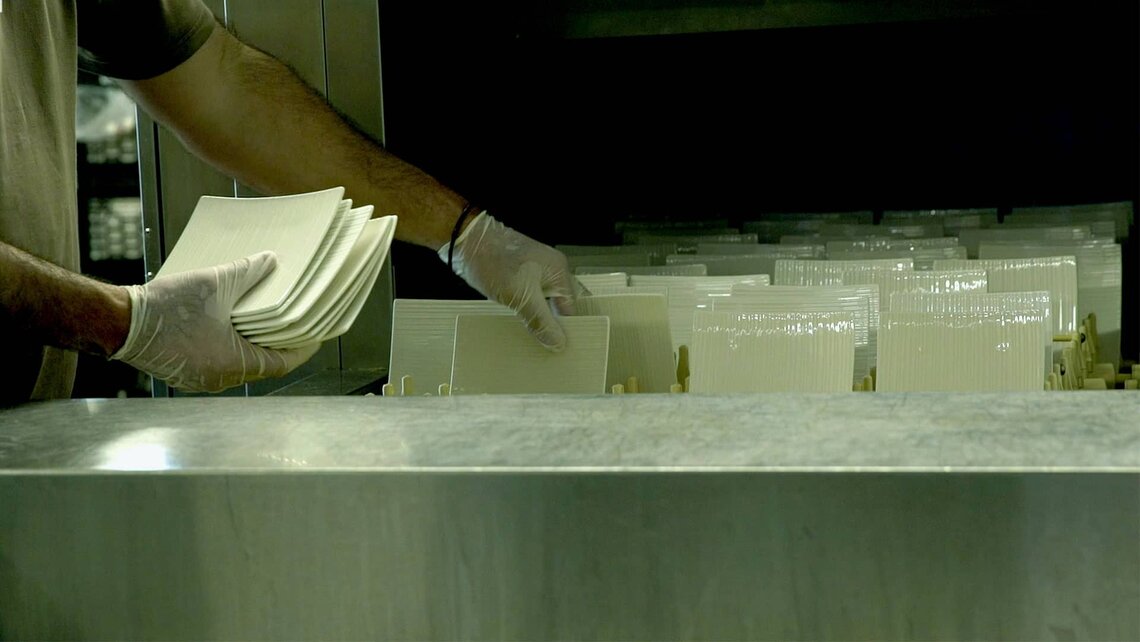 reducing costs with dishwashers