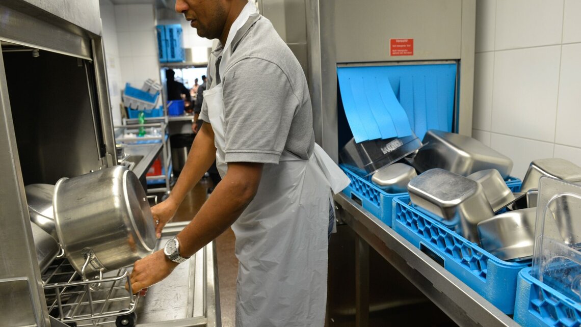 Bürgenstock Hotel Spülküche 