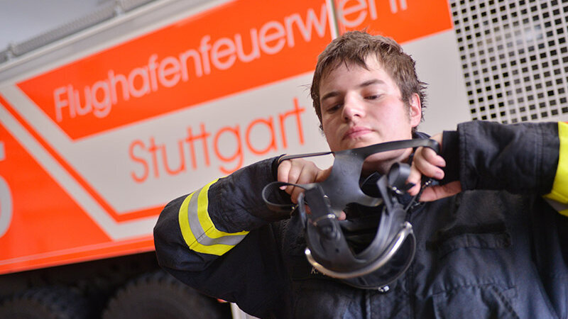 机场消防队 Flughafenfeuerwehr Stuttgart Atemmaske