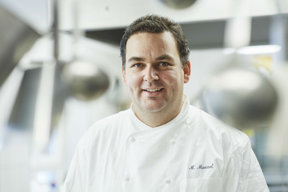 M-iClean 揭盖式洗碗机创造了最佳条件