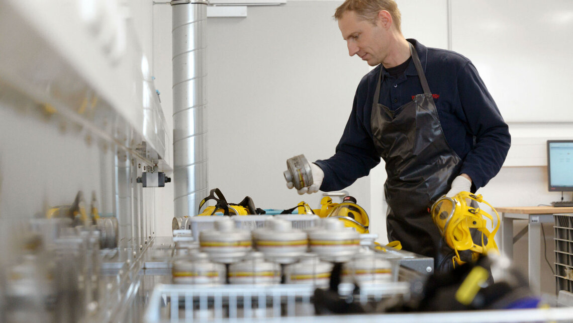 cleaning BA masks Aurubis