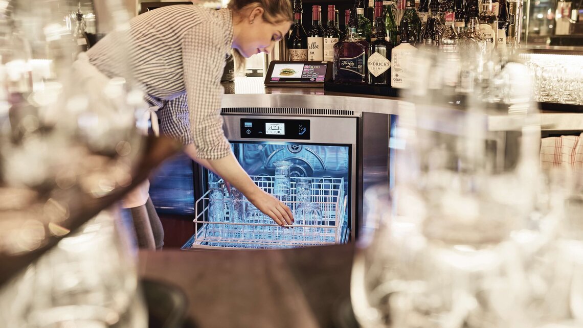 M-iClean U glasswasher is also presented as a bottle washing system at the FHA.