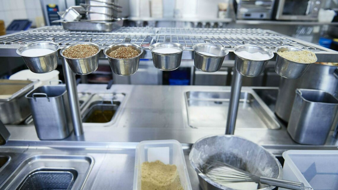 Kitchen at Schmalzerhof Haubenspülmaschine M-iClean H in der Küche des Schmalzerhof